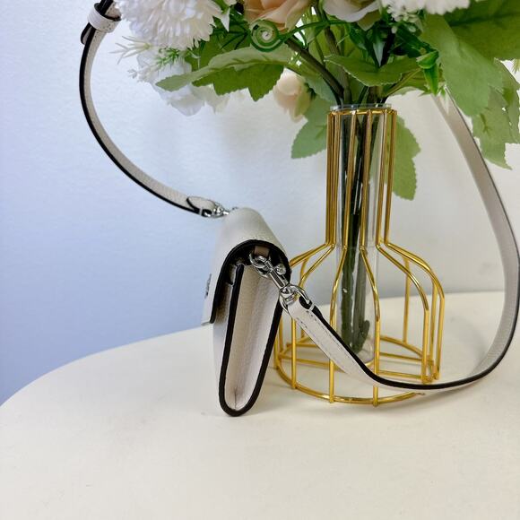 Coach CU170 Mini Envelope Wallet With Strap IN Chalk - Picture 3 of 5